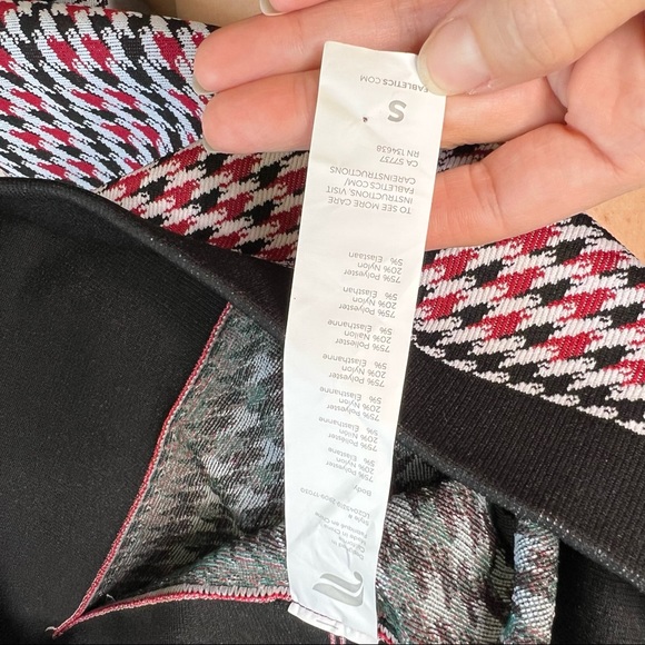 Fabletics- High-Waisted Seamless Check Legging - Picture 11 of 11